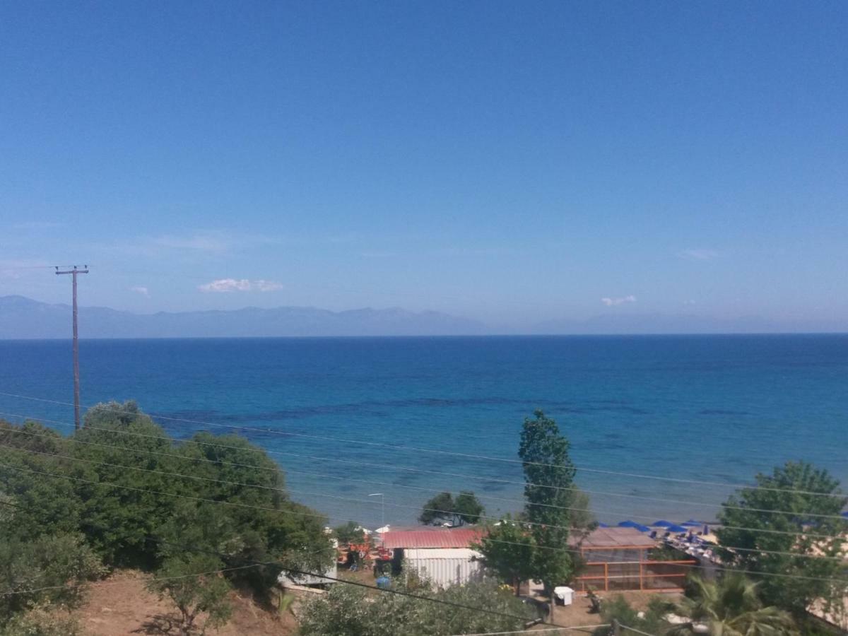 Coral Villas Kómboi エクステリア 写真