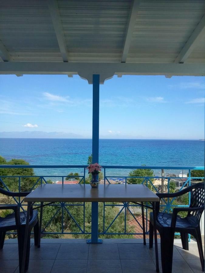 Coral Villas Kómboi エクステリア 写真